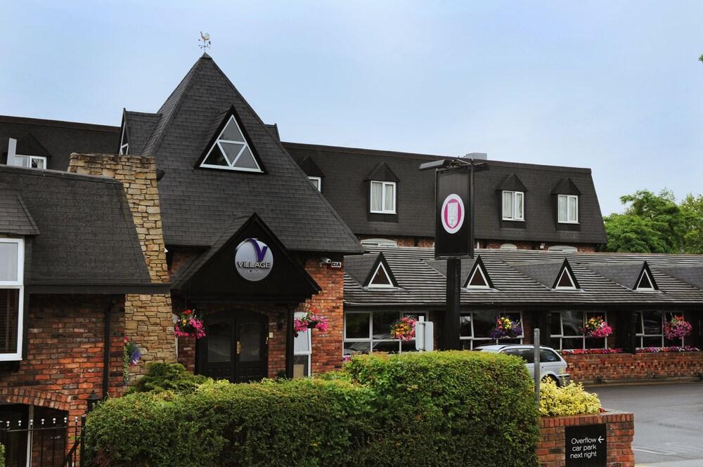 Village Manchester Hotel